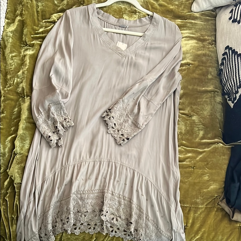 Chan Luu Gray Lace Trim Tunic
